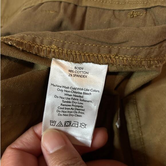 Eddie Bauer Women's Adventurer Stretch Ripstop Cargo Pants Size 6 Petite - Picture 5 of 15